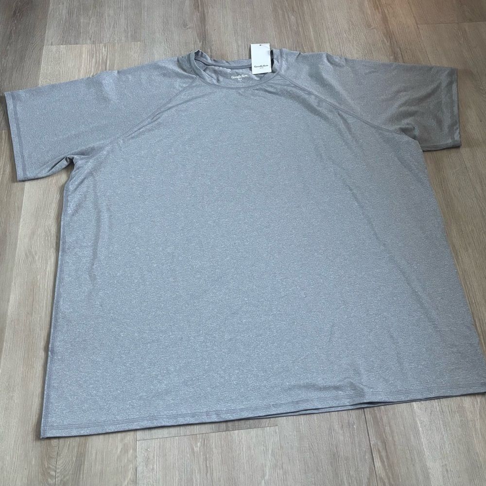 Goodfellow Men's Gray T-Shirt